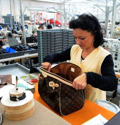 werken bij louis vuitton salaris|Louis Vuitton salaries.